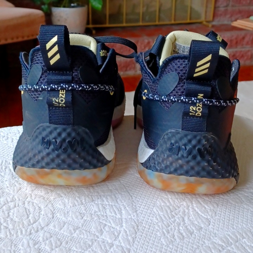 ADIDAS “Boost” James Harden's Signature Series Black Athletic Sneakers W-6 EUC - Picture 11 of 12